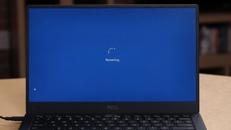 Laptop khởi động chậm bất thường