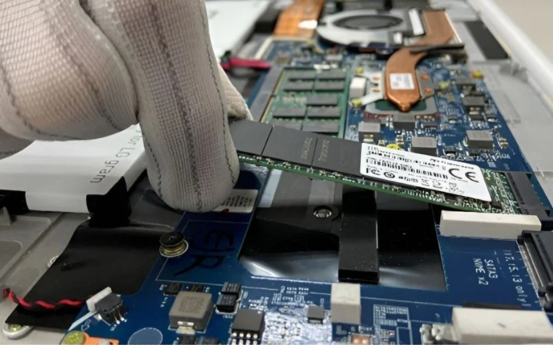 Thay ổ cứng SSD Long Khánh cho laptop và PC